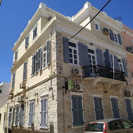 Fiera Guesthouse Ermoupoli Luaran gambar