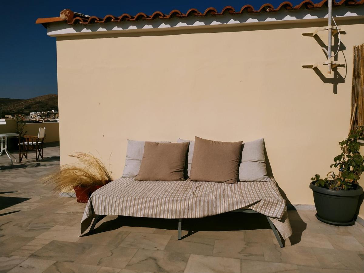Fiera Guesthouse Ermoupoli Luaran gambar