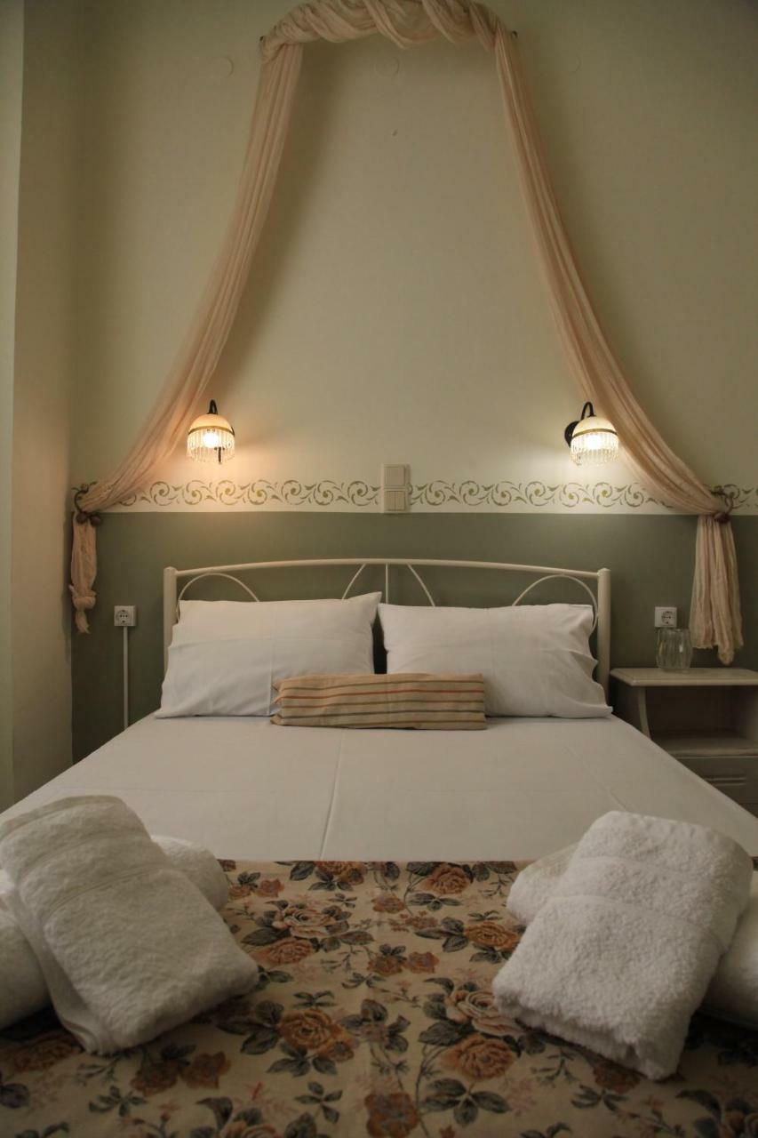 Fiera Guesthouse Ermoupoli Luaran gambar