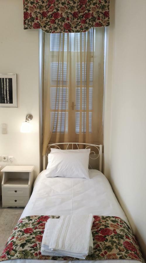 Fiera Guesthouse Ermoupoli Luaran gambar