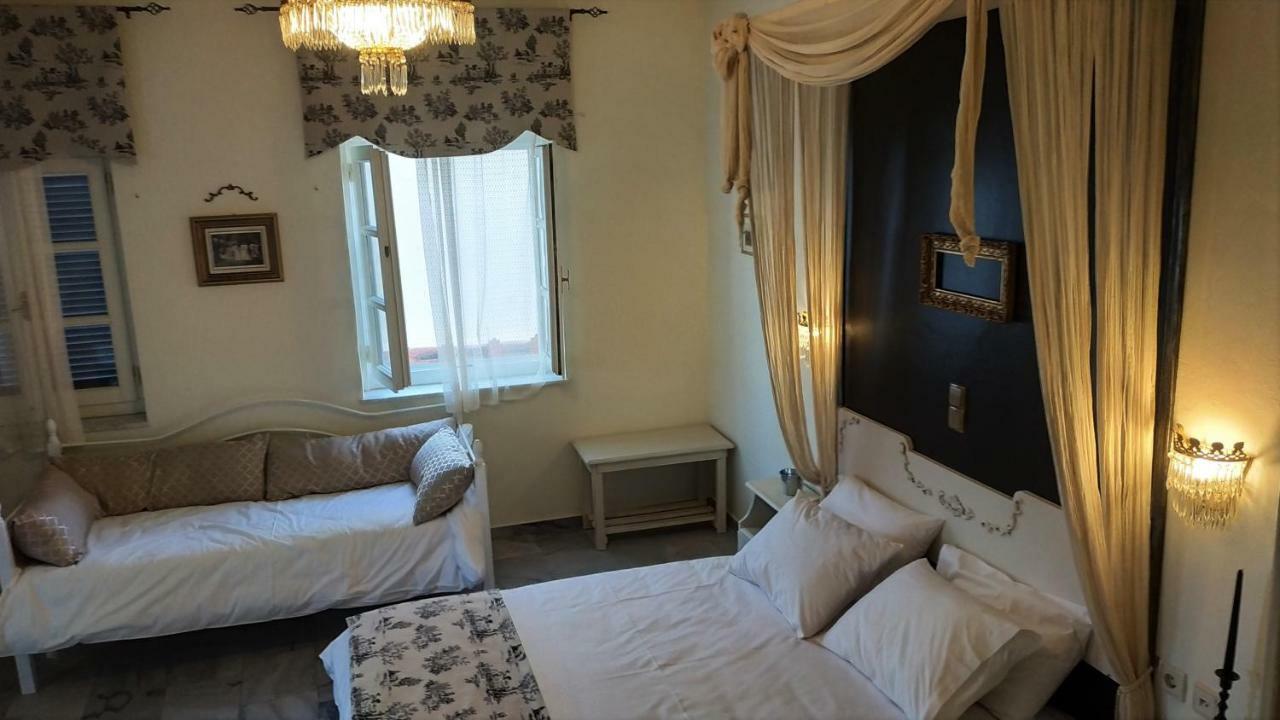 Fiera Guesthouse Ermoupoli Luaran gambar