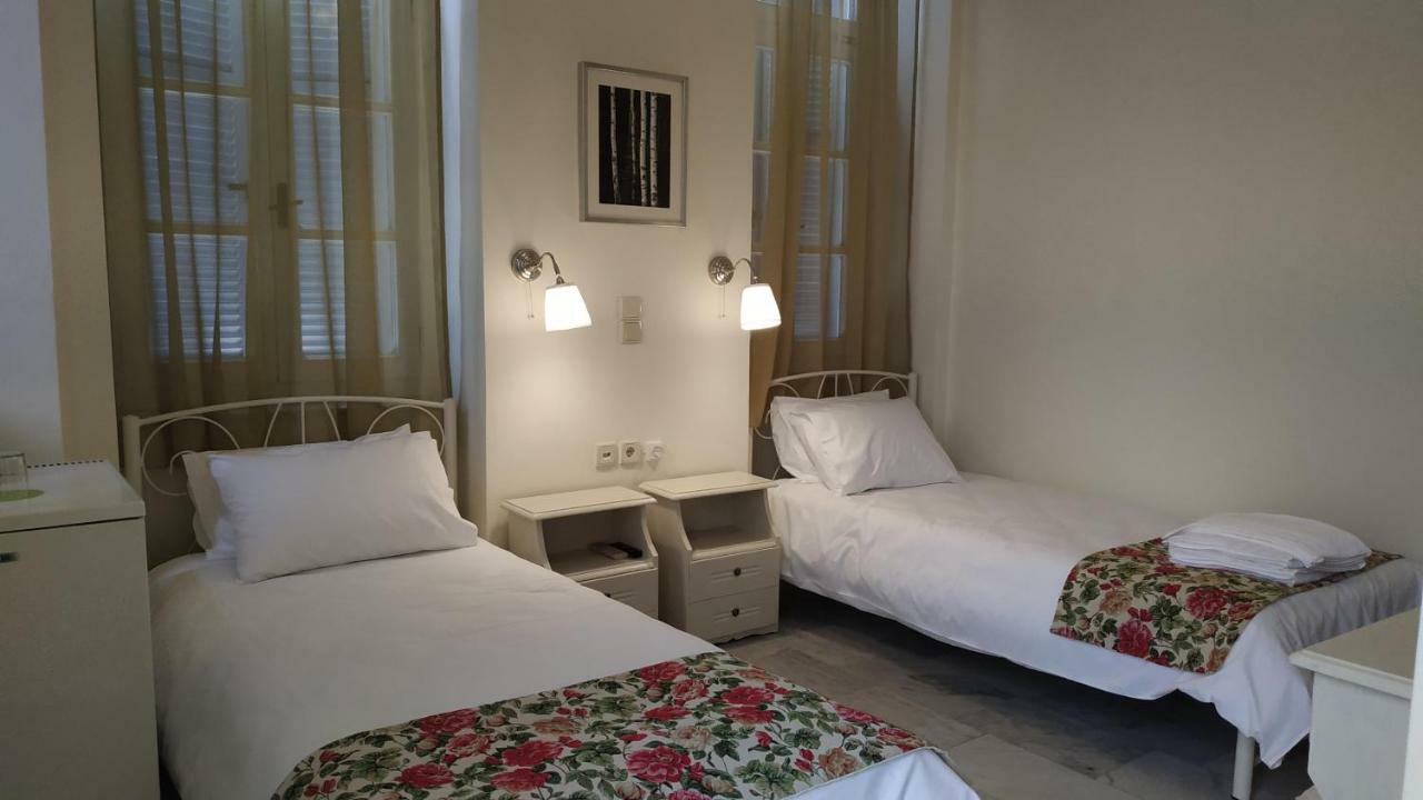 Fiera Guesthouse Ermoupoli Luaran gambar